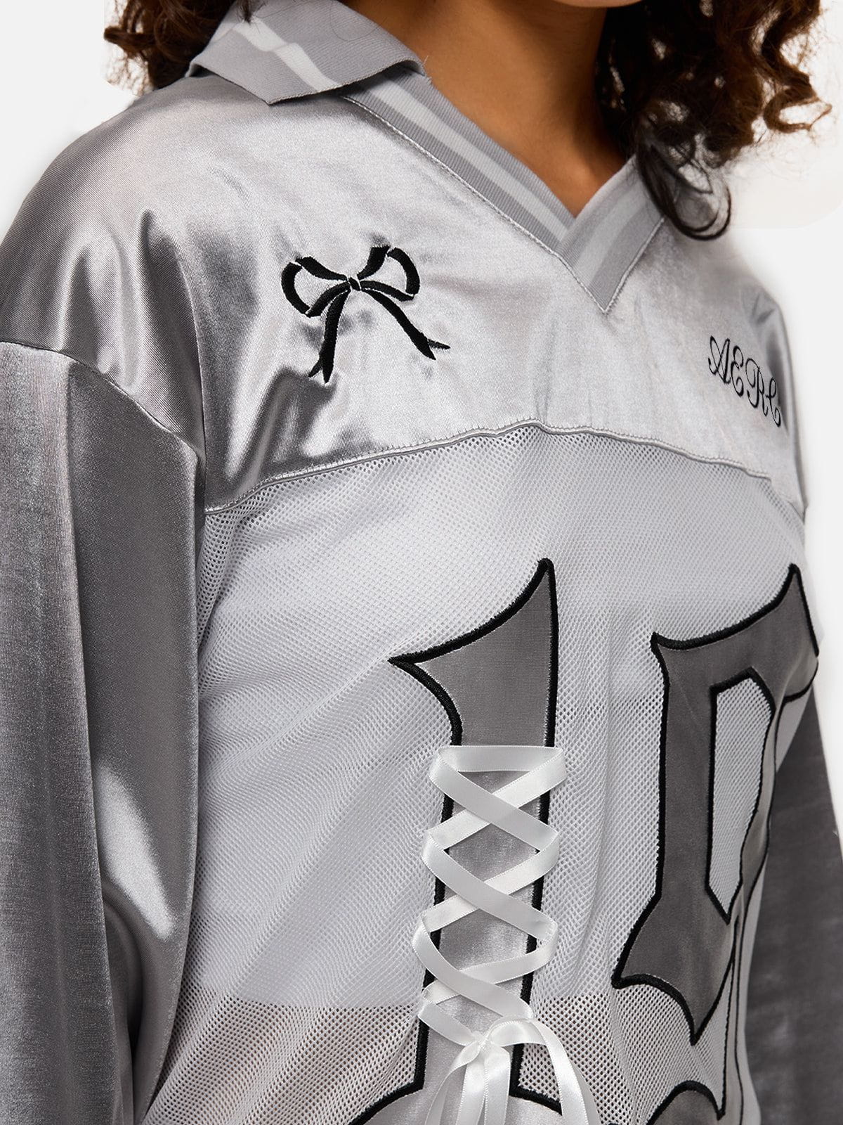 Aelfric Eden Badge 19 Graphic Sweatshirt - Image 4