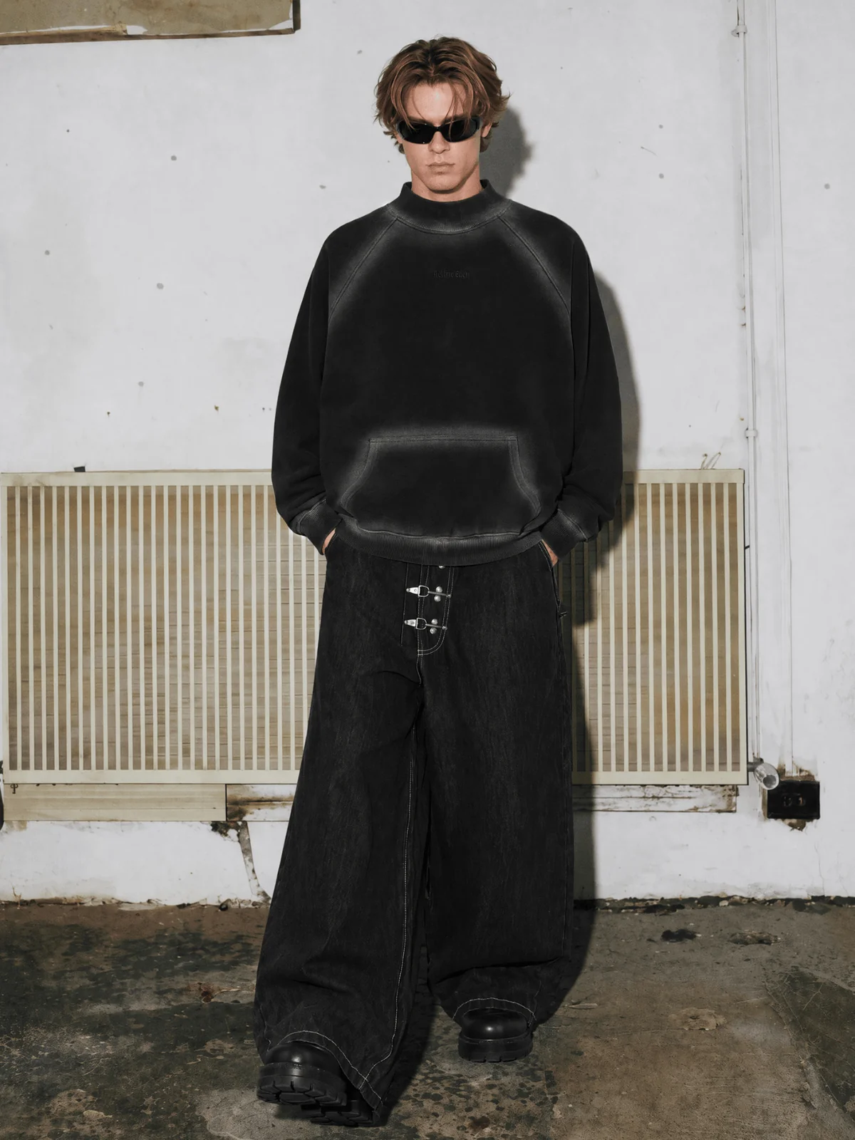Aelfric Eden Boxy Washed Sweatshirt - Image 4