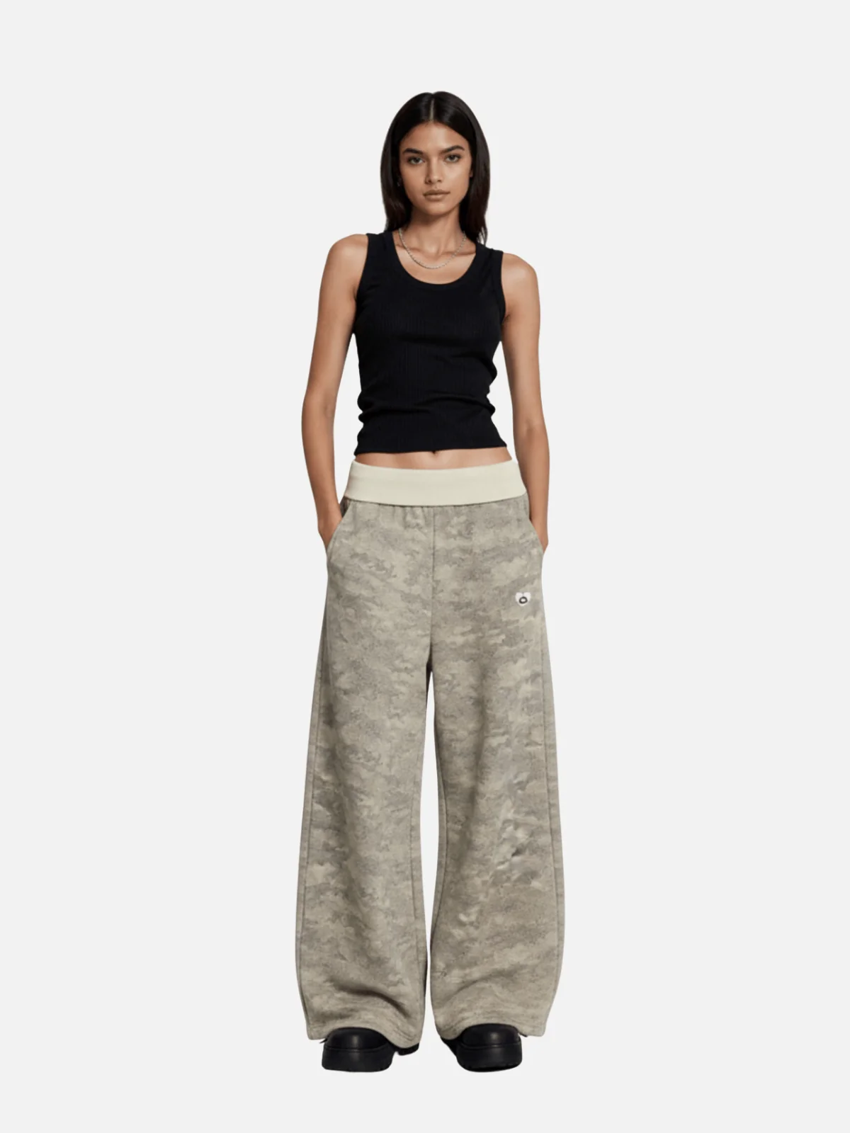Aelfric Eden CAMO Baggy Sweatpants - Image 2