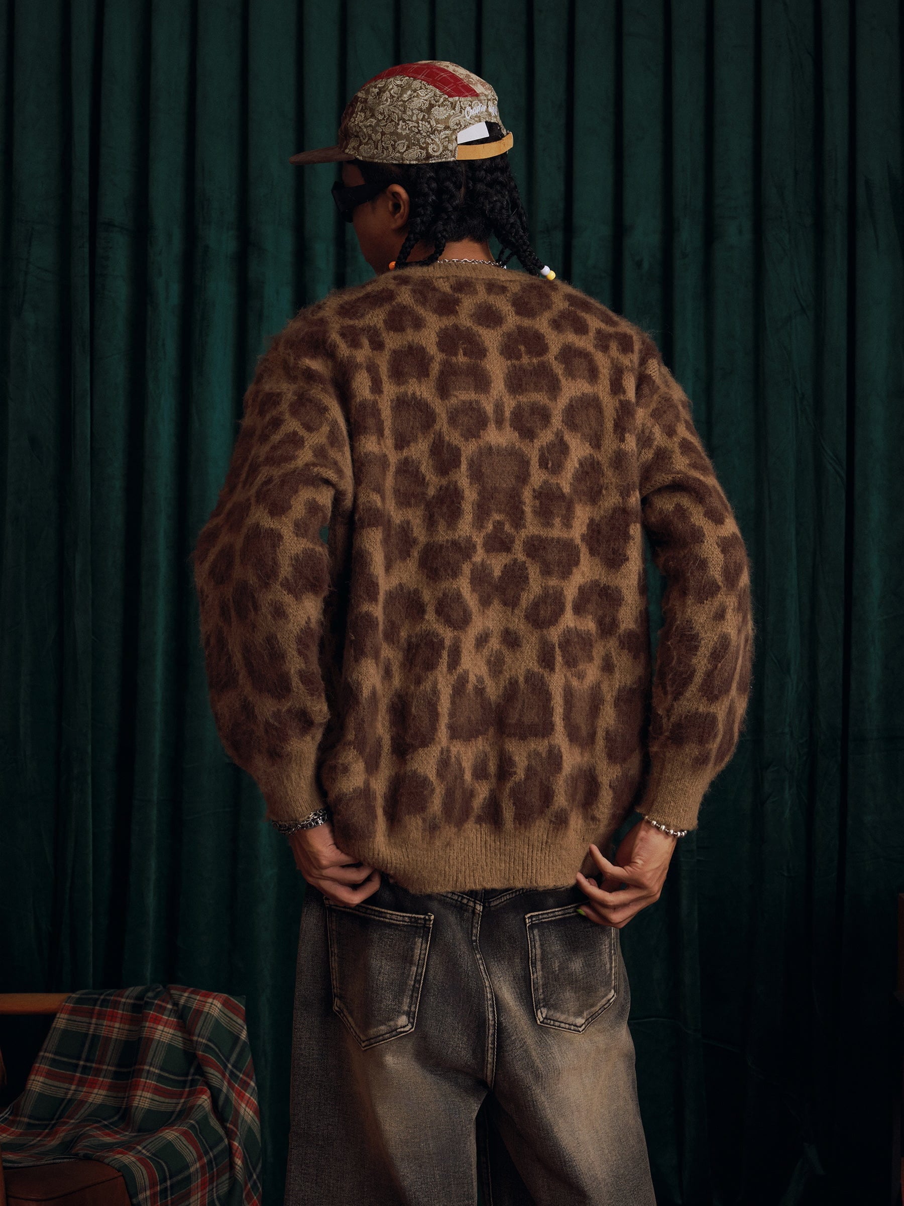 Aelfric Eden Leopard Graphic Cardigan - Image 3