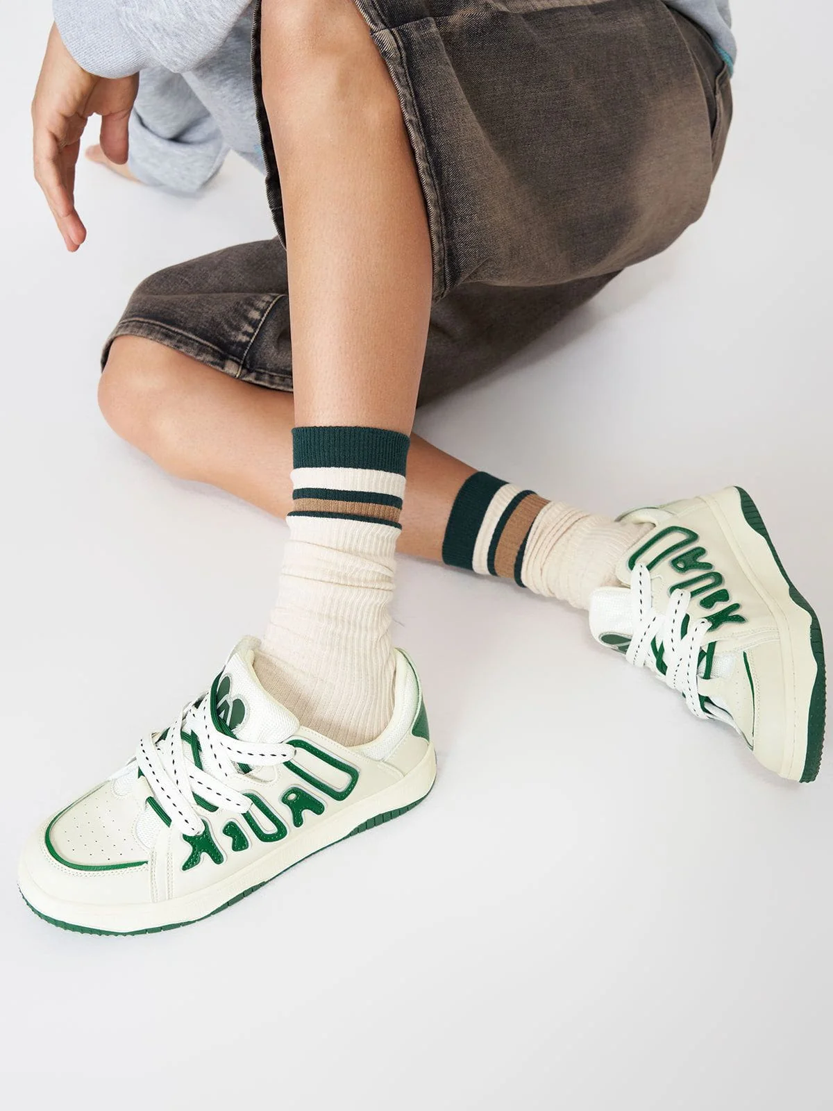 StarryClimb Double Lace Patchwork Skate Shoes - Image 2
