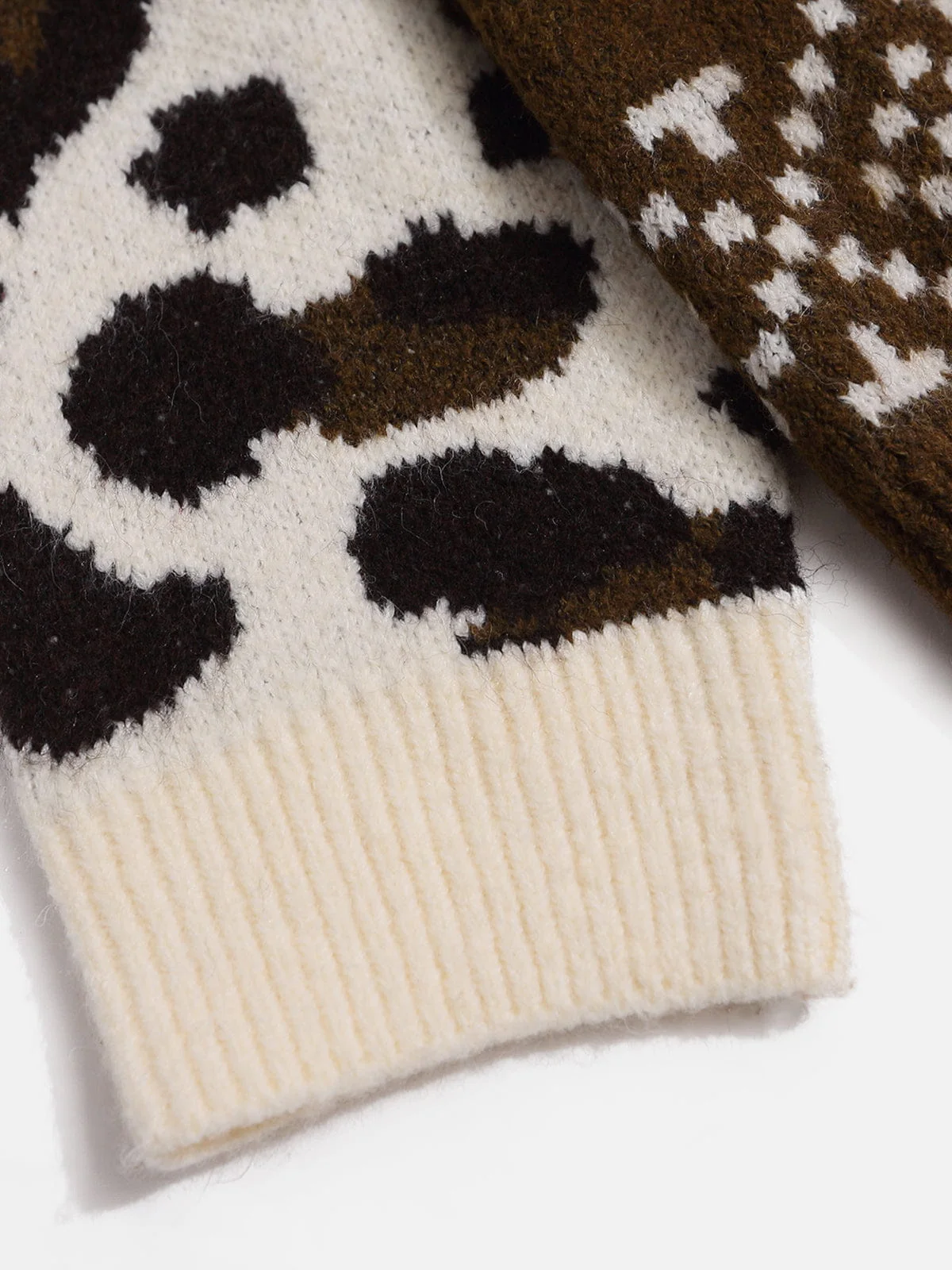 Aelfric Eden Leopard Cat Cardigan - Image 4