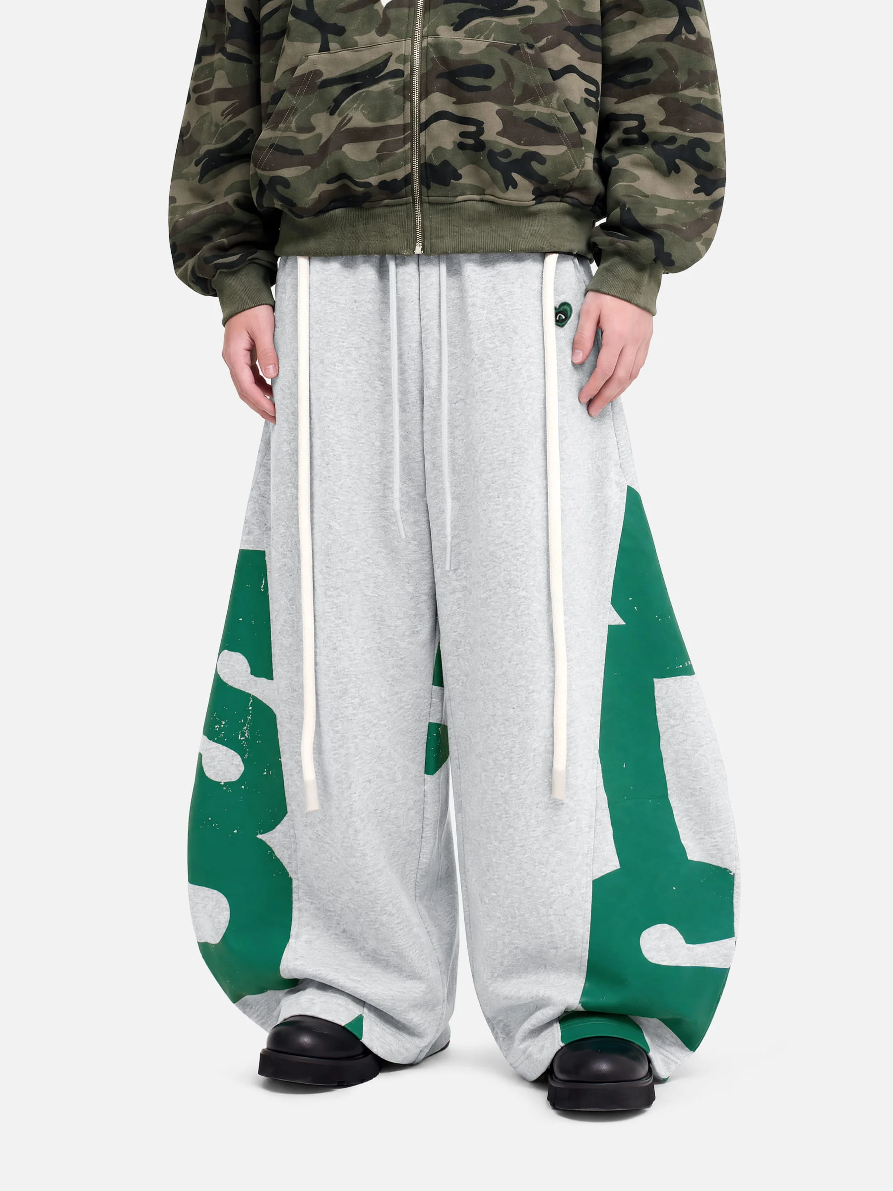 Aelfric Eden Graffiti Super Baggy Barrel Sweatpants - Image 5